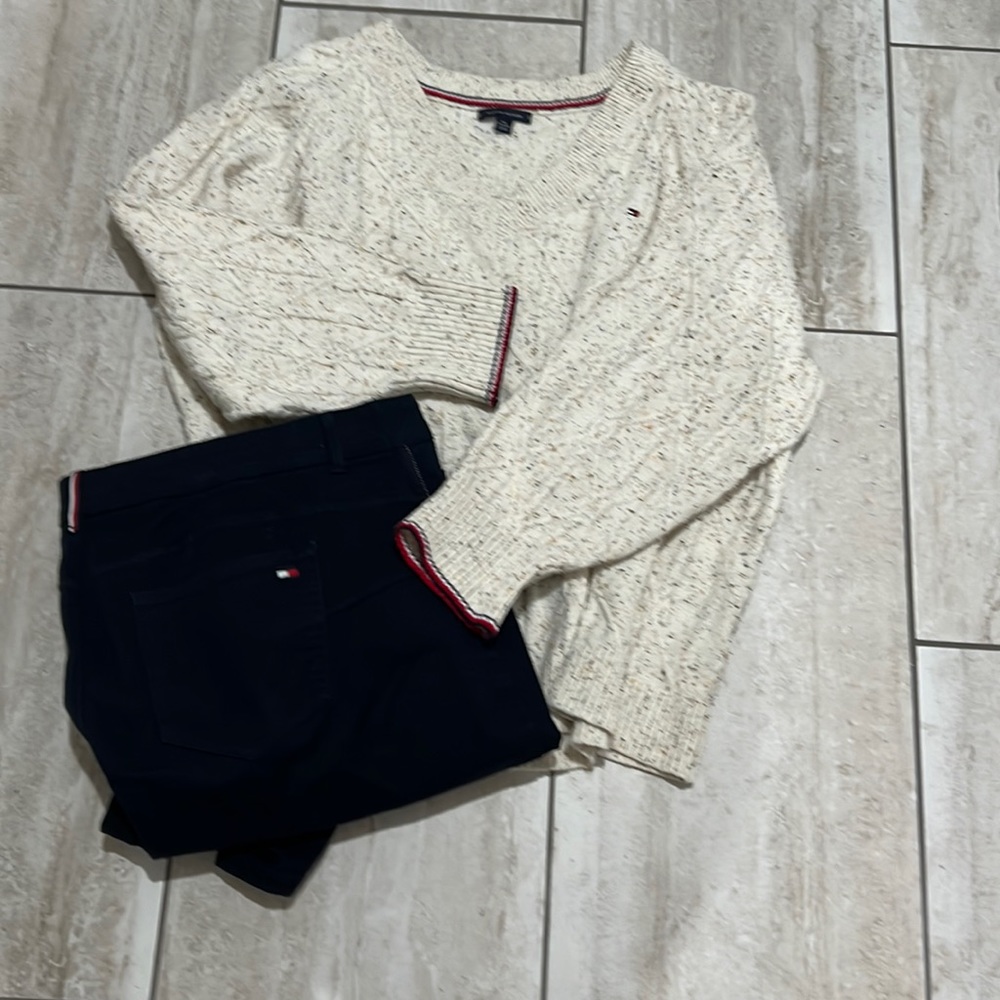 Tommy Hilfiger sweater